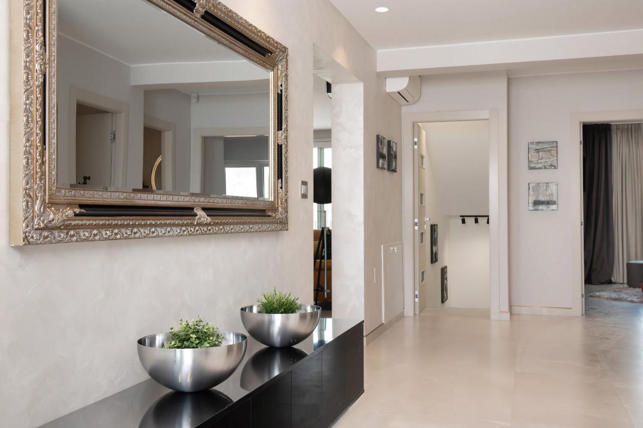 Luxury Villa Santa Cruz With Xl Pool And Jacuzzi Potpićan Buitenkant foto